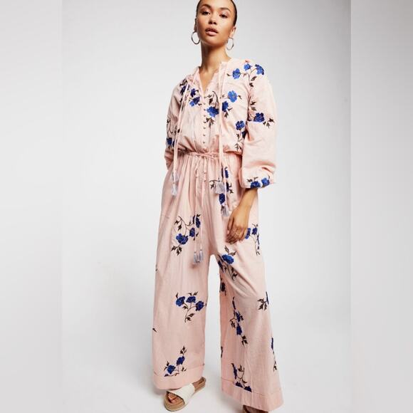 NWT Free People Cloud Nine Wide Leg Embroidered Jumper Pink Crystal Combo - XS/S - Picture 2 of 16